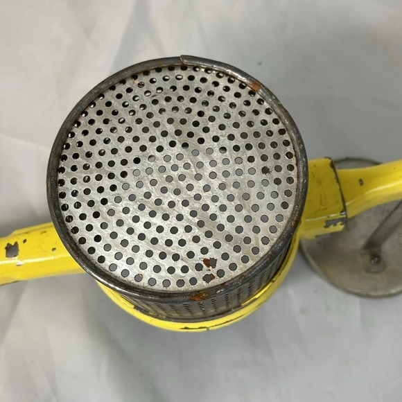 VINTAGE MCM 50’s Tala Potato Ricer Bright Yellow Manual Made In England - Picture 6 of 11